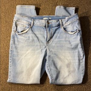Old Navy Super Skinny Rockstar Jeans; Size 14